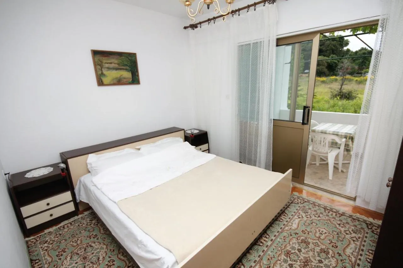 Apartments By The Sea Supetarska Draga - Gonar, Rab - 4989